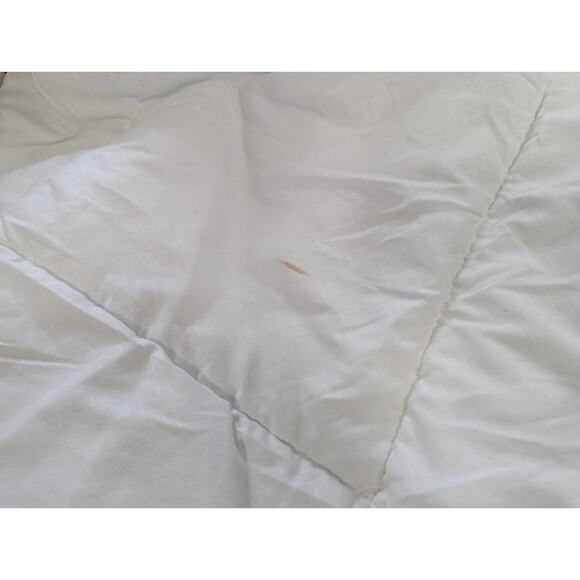 WEST PACIFIC HOME FASHIONS! WHITE DOWN ALTERNATIVE OVERFILLED COMFORTER! QN - Picture 15 of 16